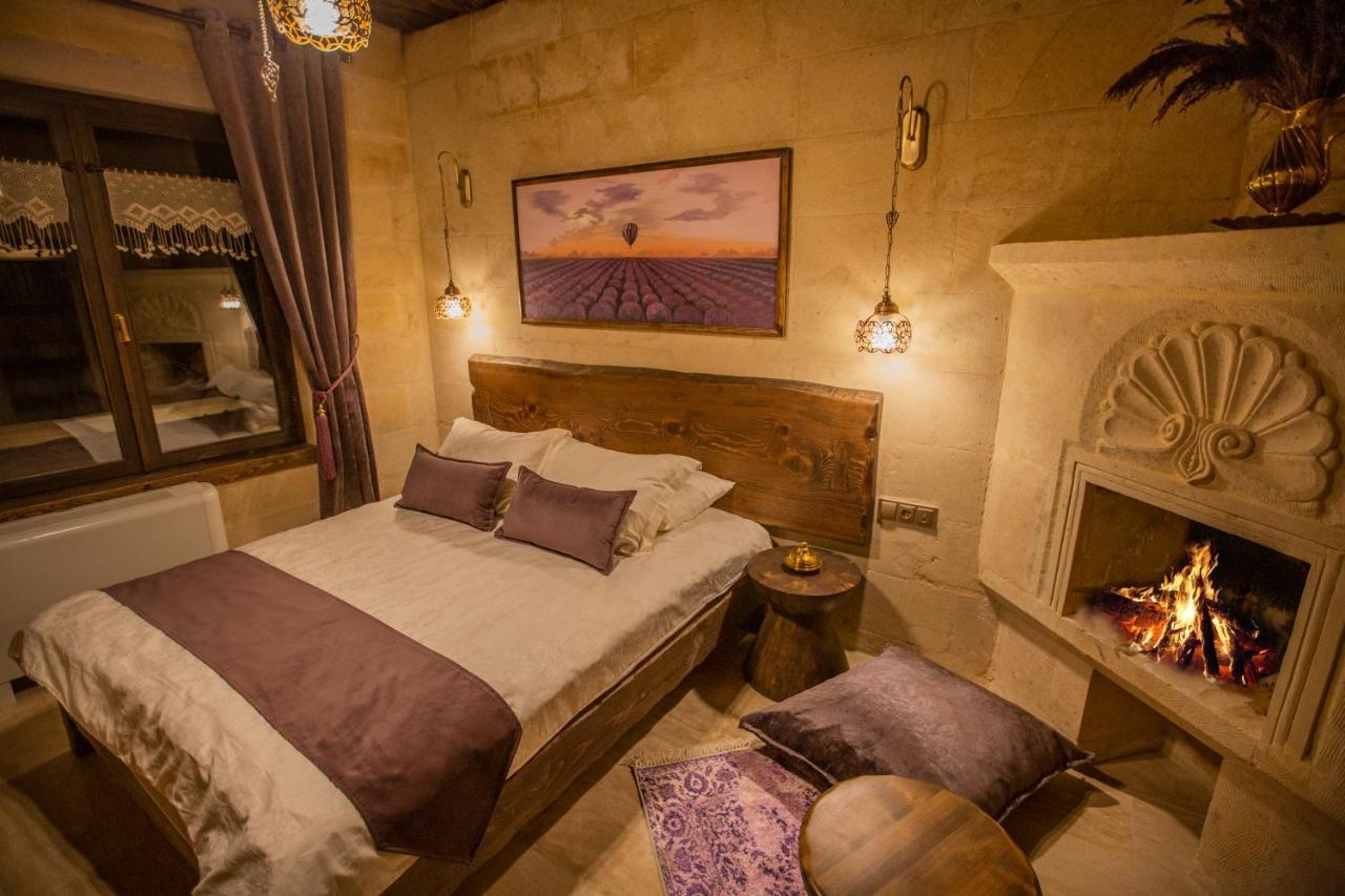 לינה וארוחת בוקר אוצ'יסר Mak'S Cave House מראה חיצוני תמונה