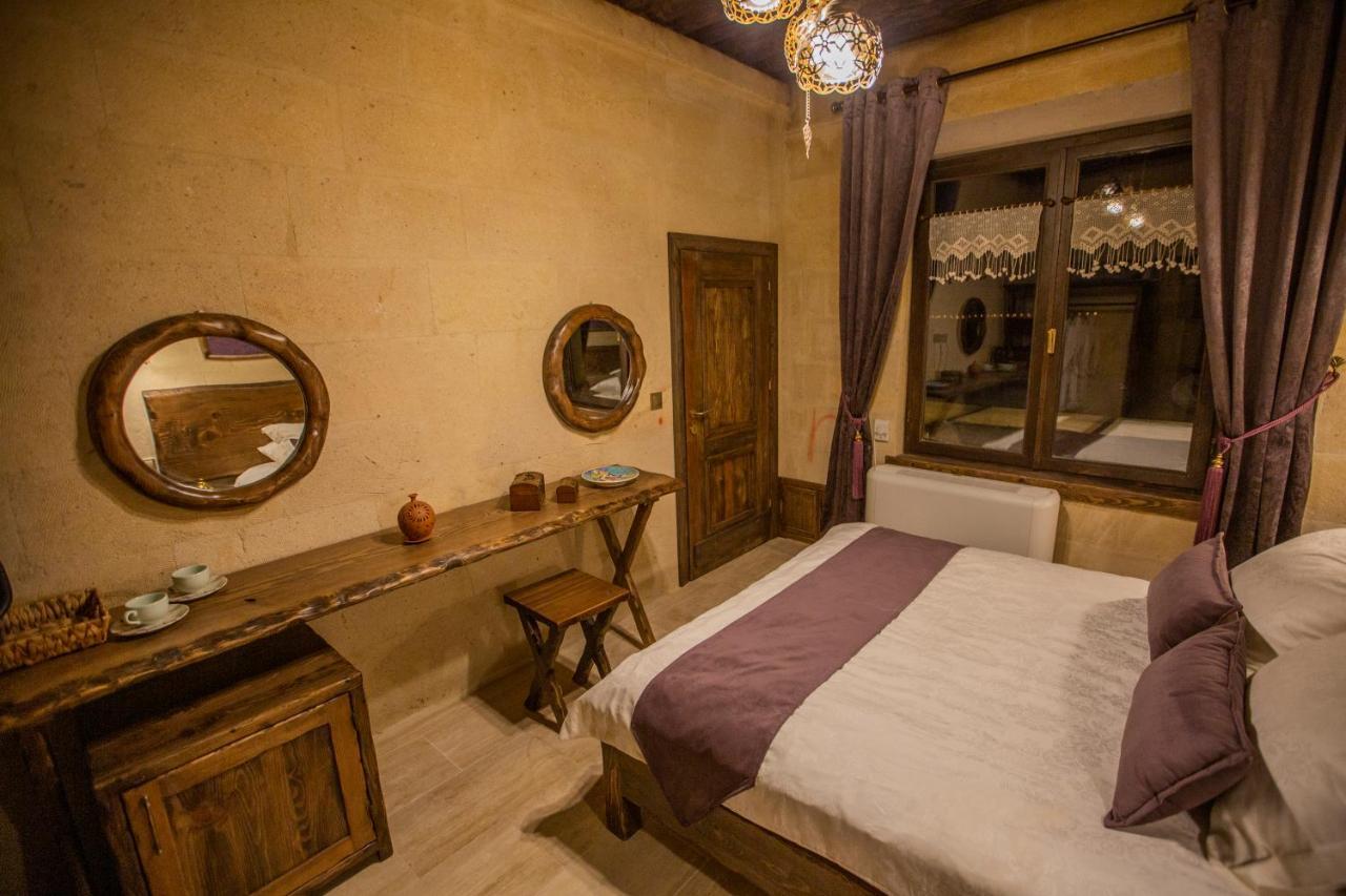לינה וארוחת בוקר אוצ'יסר Mak'S Cave House מראה חיצוני תמונה
