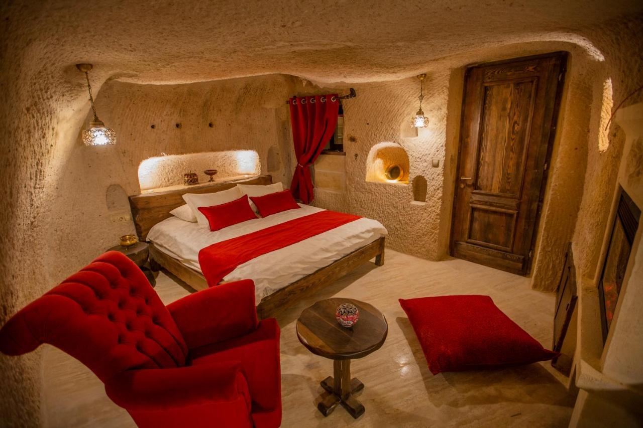 לינה וארוחת בוקר אוצ'יסר Mak'S Cave House מראה חיצוני תמונה