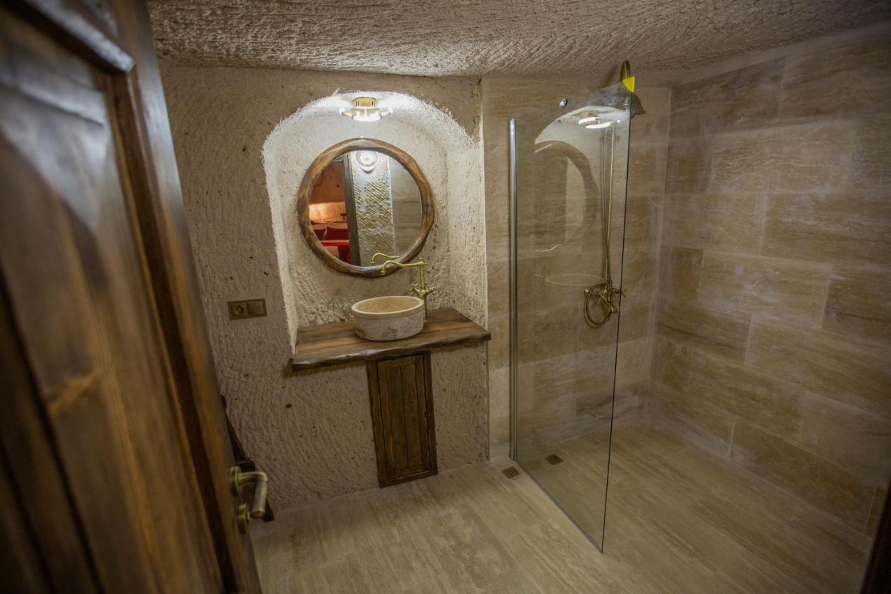 לינה וארוחת בוקר אוצ'יסר Mak'S Cave House מראה חיצוני תמונה